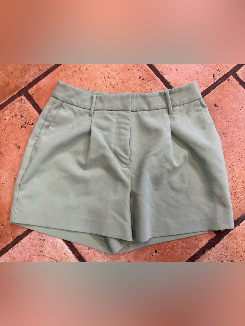 Nine West Mint Green Tailored Bermuda Shorts size 6